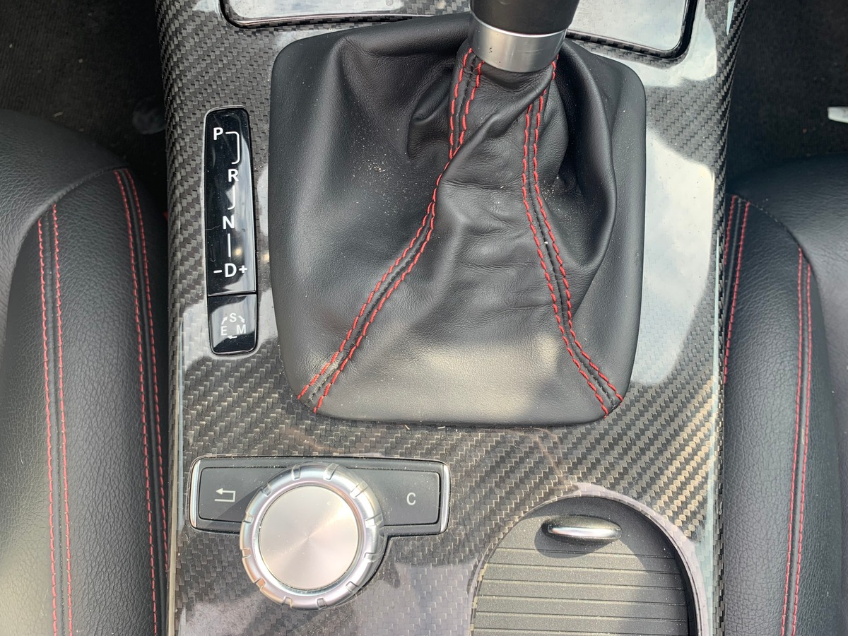 Mercedes-Benz Classe SLK 250 | 204 ch | GPS | Cuir | Siéges chauffants | Climatisation | Bluetooth