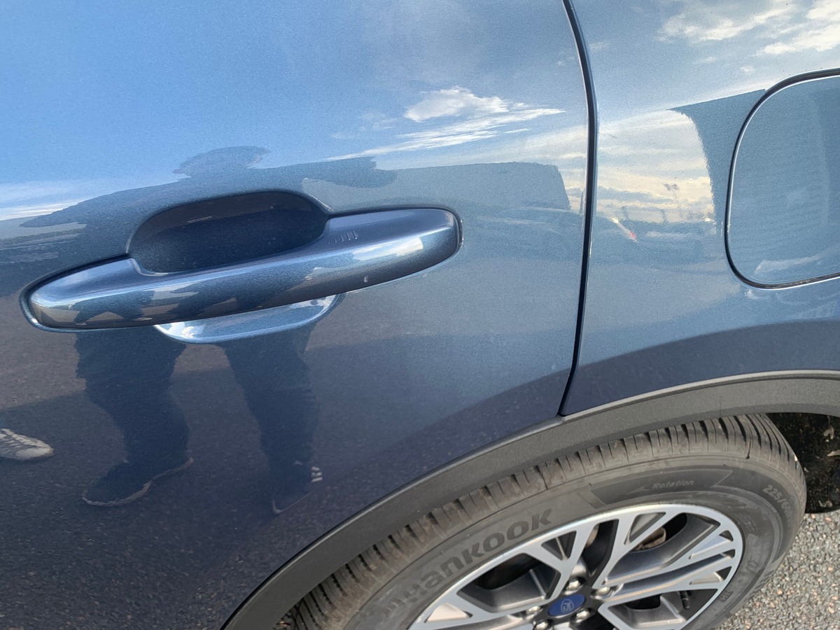 Ford Kuga 225 ch | 2.5 PHEV | Titanium | Apple car Play | Radar de stationnement avant et arriére