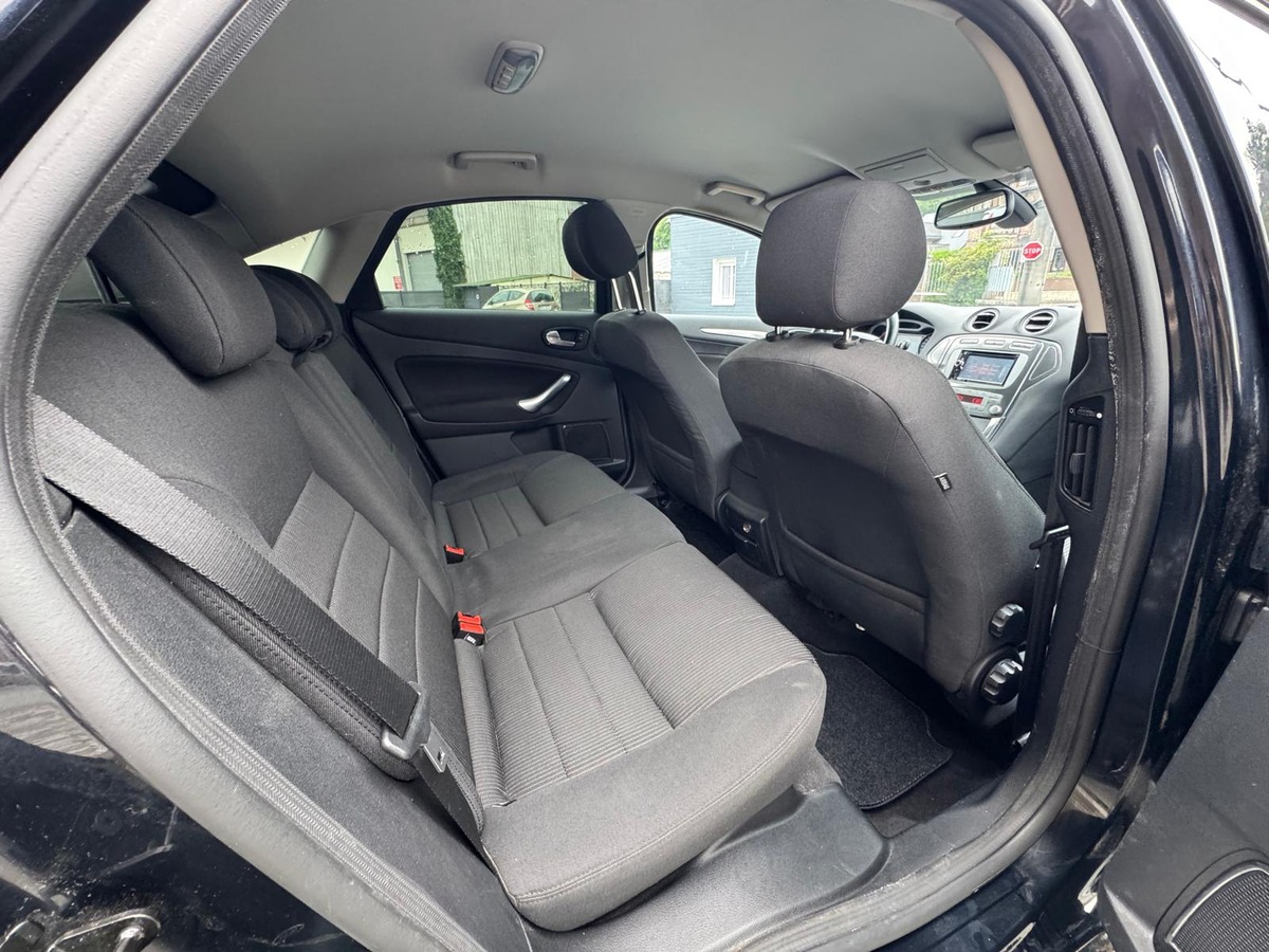 Ford Mondeo 1.8 TDCI 125cv Titanium - Garantie