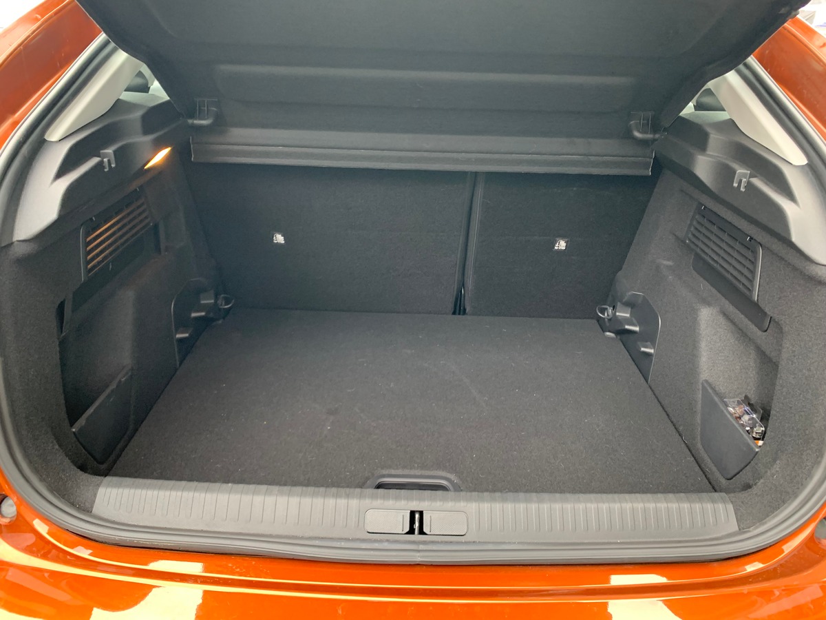 Citroën C4 100 ch | Feel | Connect Nav | Apple carplay Android auto | Radar de stationnement arriére