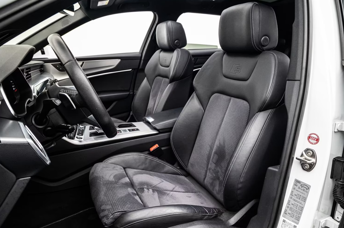 Audi A6 Avant 55 TFSI e 367ch Compétition quattro S tronic 7/VO allemand/Bang&Olufsen/Toit ouvrant