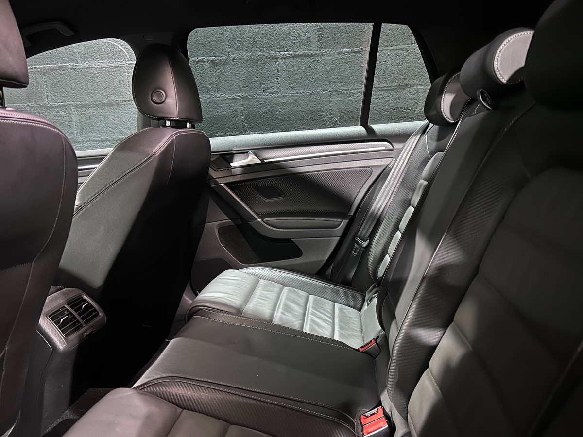 Volkswagen Golf 7R 2.0 300