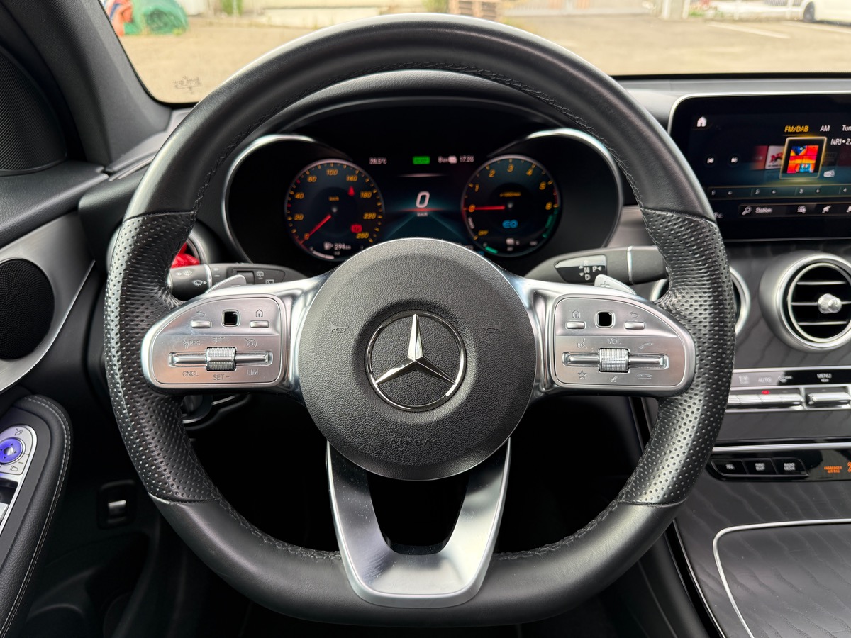 Mercedes-Benz Class GLC 300de AMG line 2.0 4MATIC 9G-TRONIC, Suivi COMPLET MERCEDES, Attelage élect