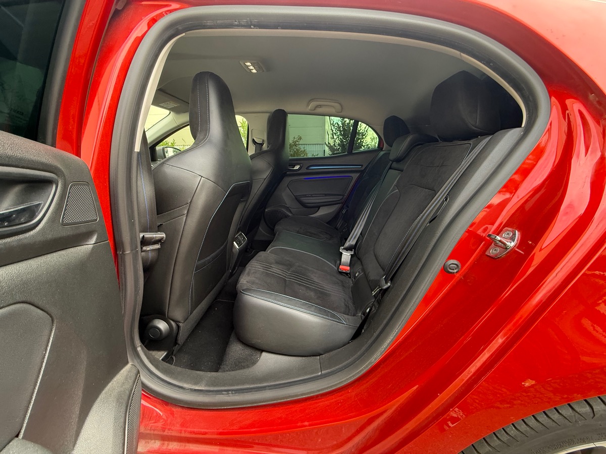 RENAULT Megane IV GT 1.6 TCE 205 EDC7