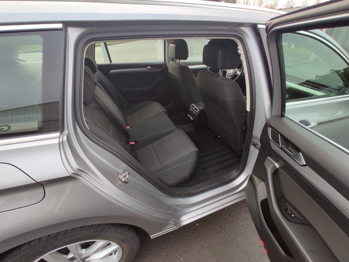 Volkswagen Passat SW 1.6 tdi 120 Confortline DSG7