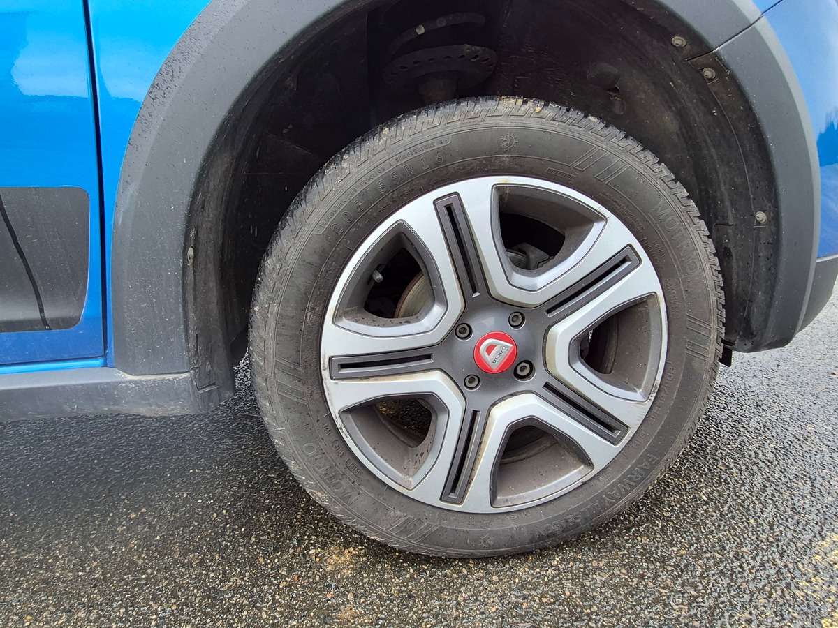 Dacia Sandero stepway 0.9 TCE 90 TECHROAD EASY-R