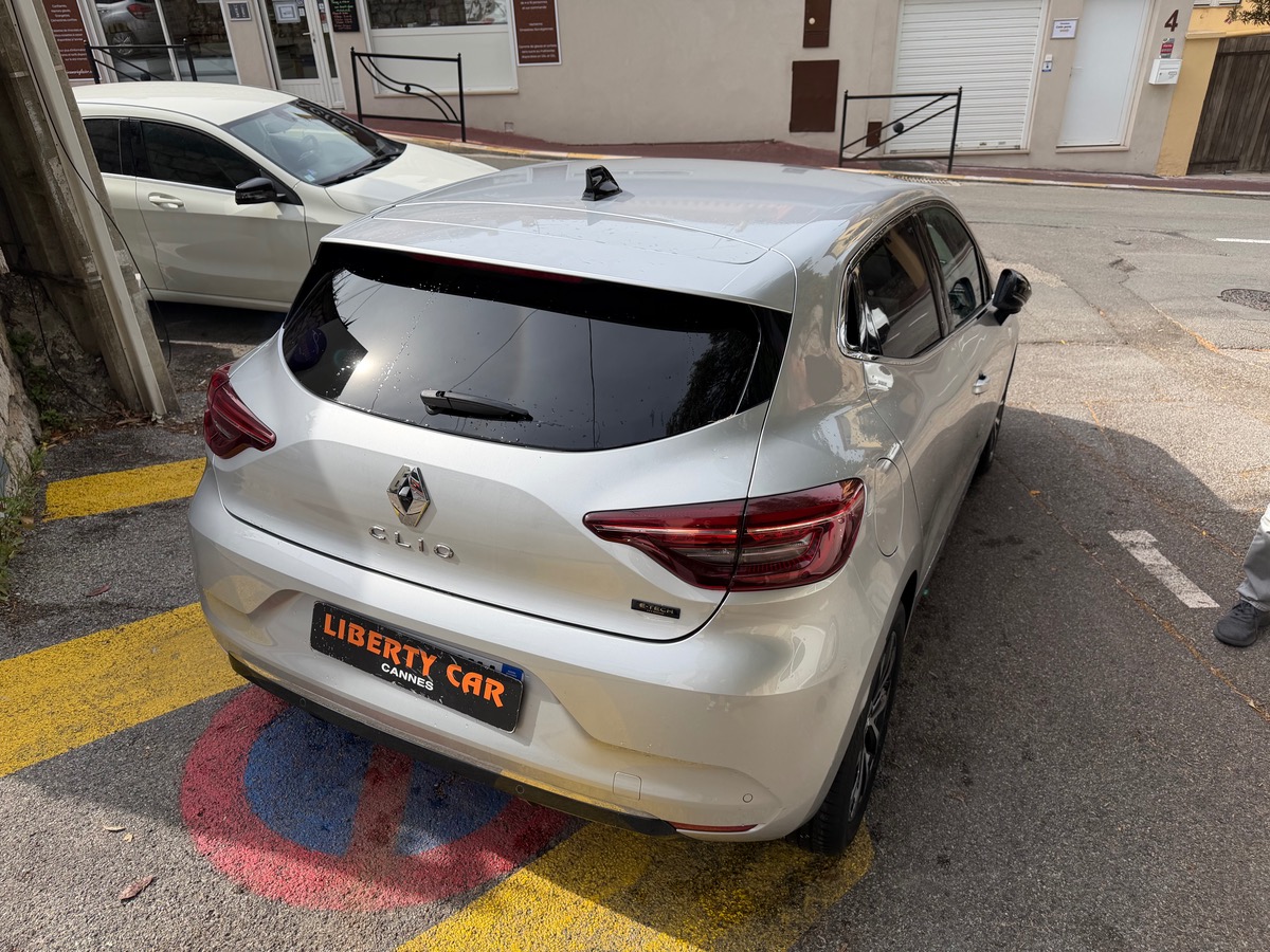 RENAULT Clio V E-TECH 1.6 i 145 CV Hybrid / Intens / CarPlay / Caméra / KM Réel