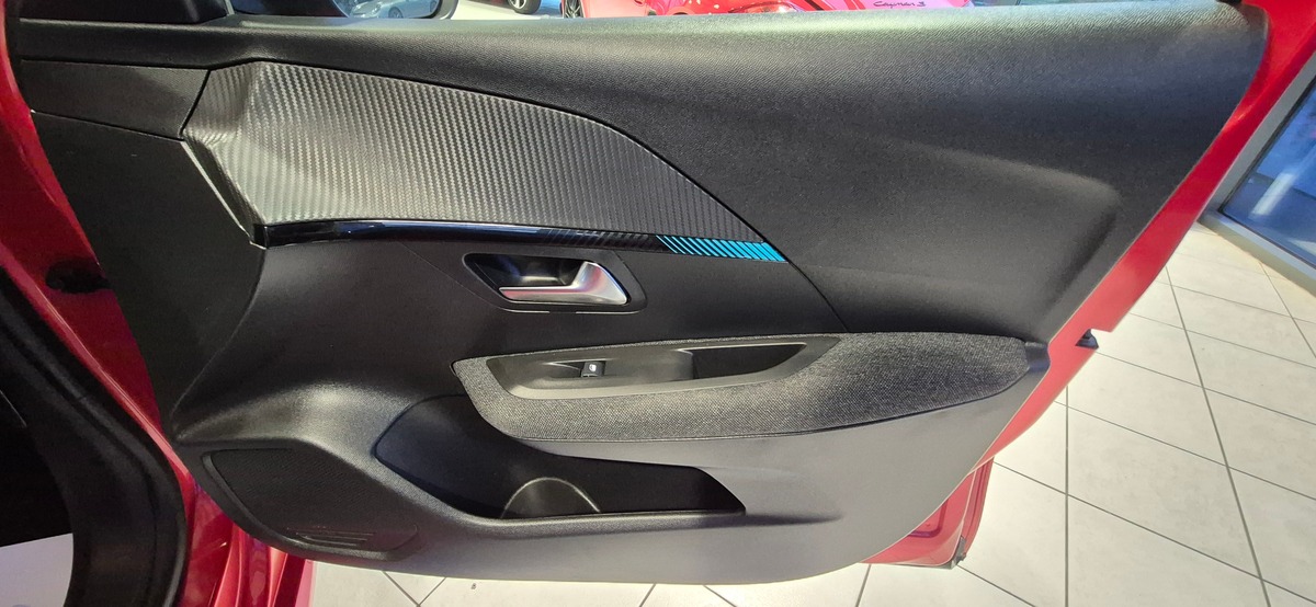 Peugeot 208 1.2 PURETECH 100 S&S EAT8