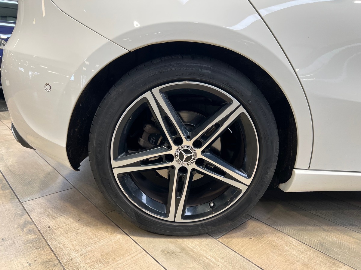 Mercedes-Benz Classe A IV 180 D 116 SENSATION PREMIUM PACK 7G-DCT