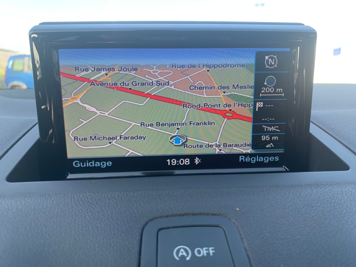 Audi A1 95 ch | GPS | Climatisation | Régulateur vitesse | Radar stationnement arriére | Bluetooth