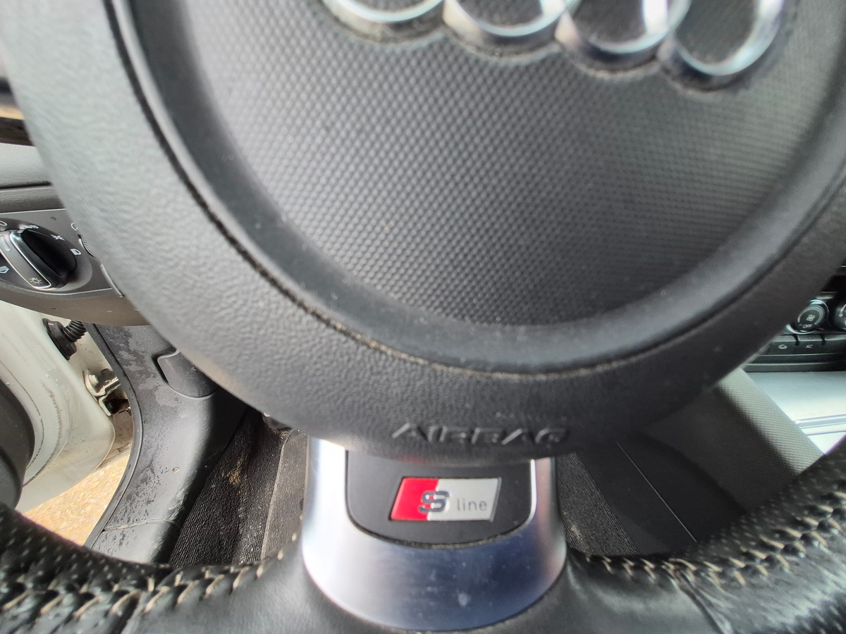 Audi TT 1.8 TFSI 160 S LINE