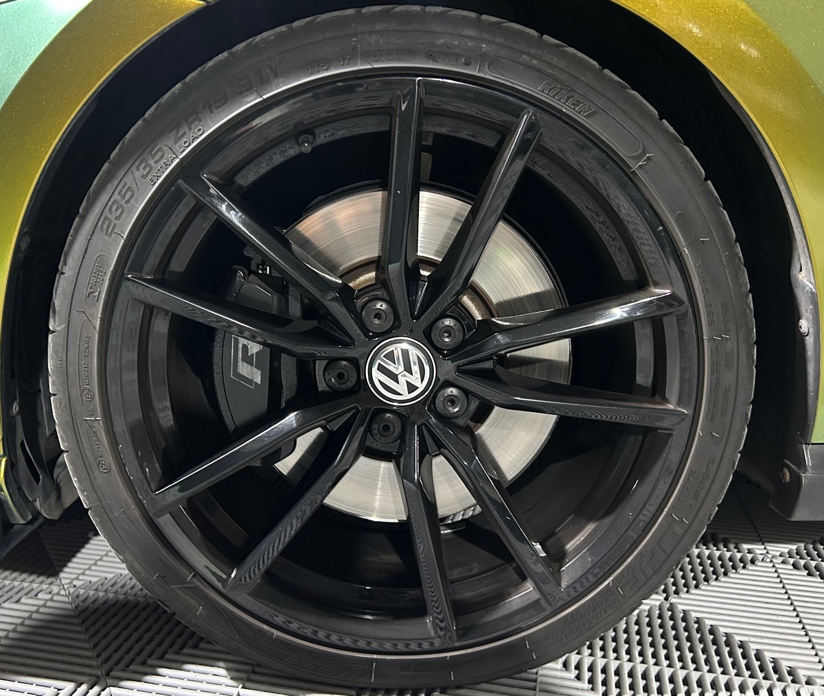 Volkswagen Golf 7R 2.0 300