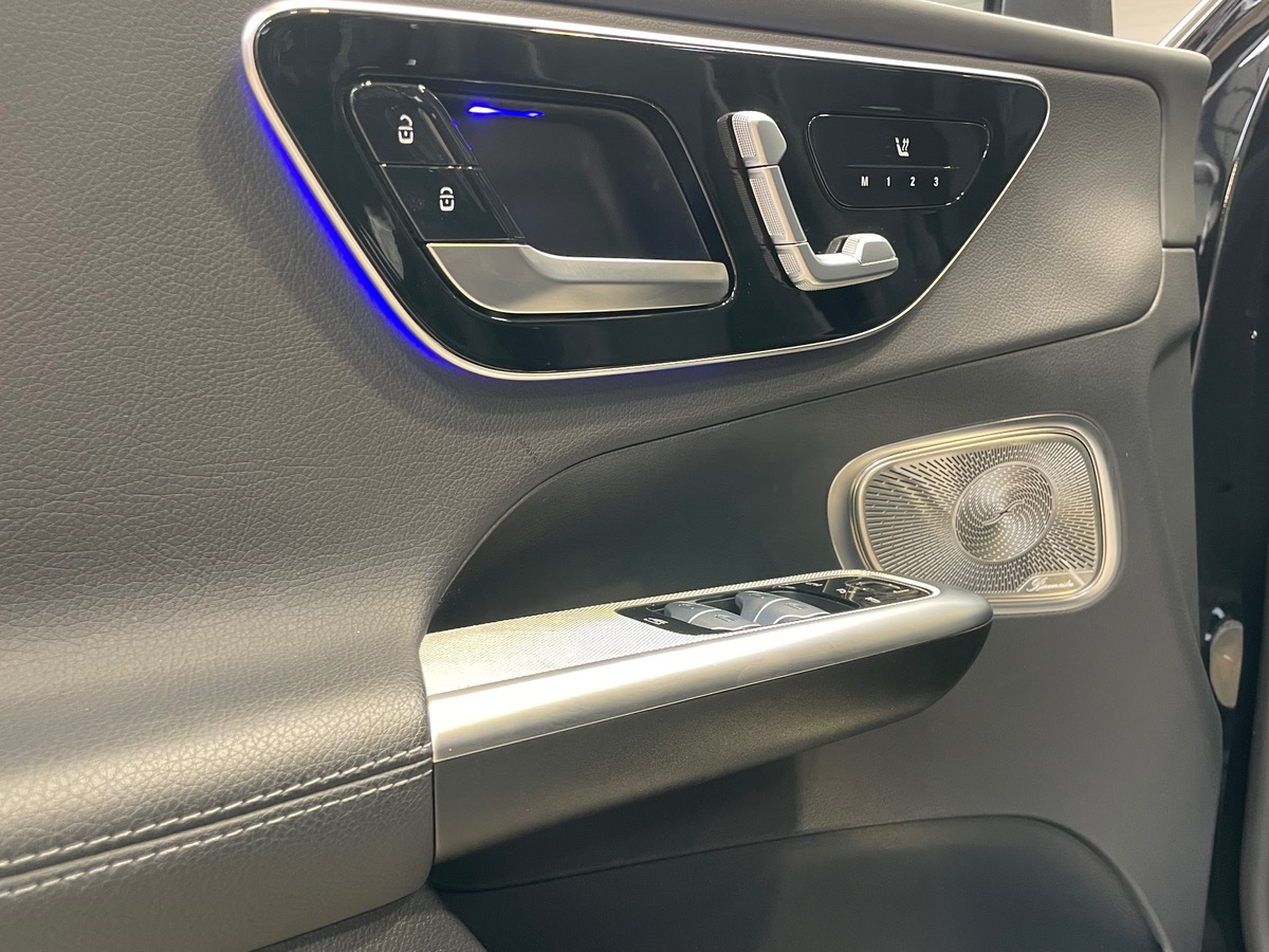 Mercedes Benz GLC 300E EQ POWER 4MATIC 9G-TRONIC - AMG LINE - ENTRETIEN CONSTRUCTEUR - 1ERE MAIN