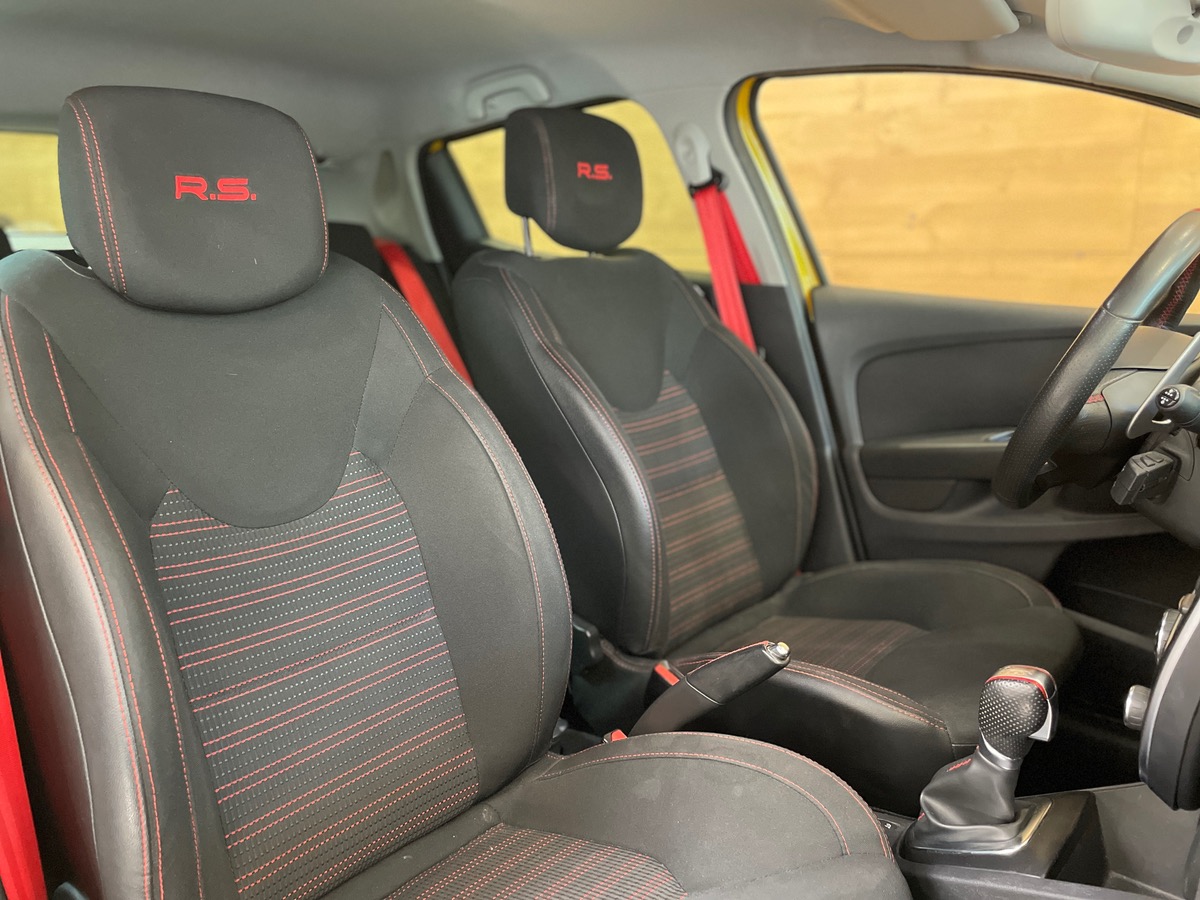 RENAULT Clio IV 200ch RS CUP EDC