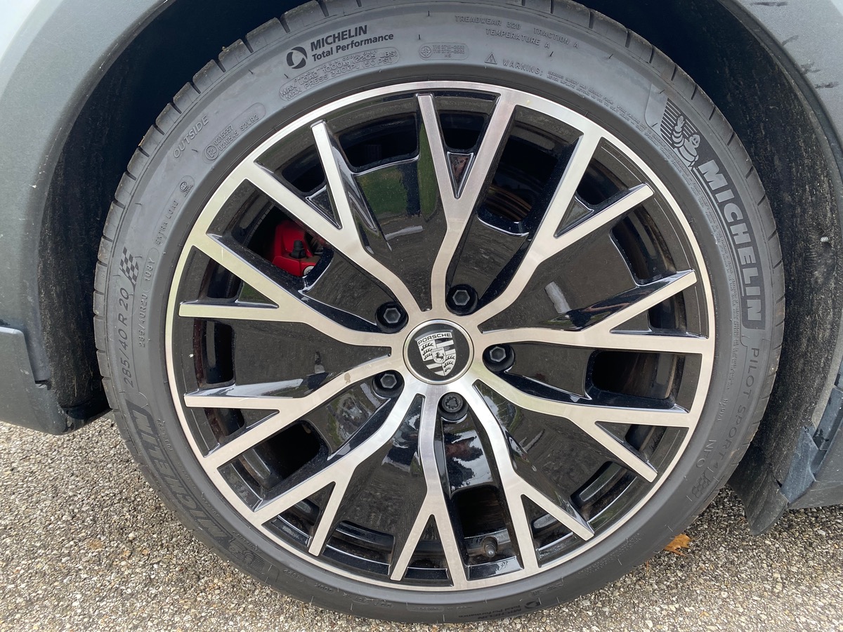 Porsche Taycan Cross Turismo 4S 571ch Gris Glacier 360/ACC/Keyless/Bose/4roues directrices/PDLS+/PTV
