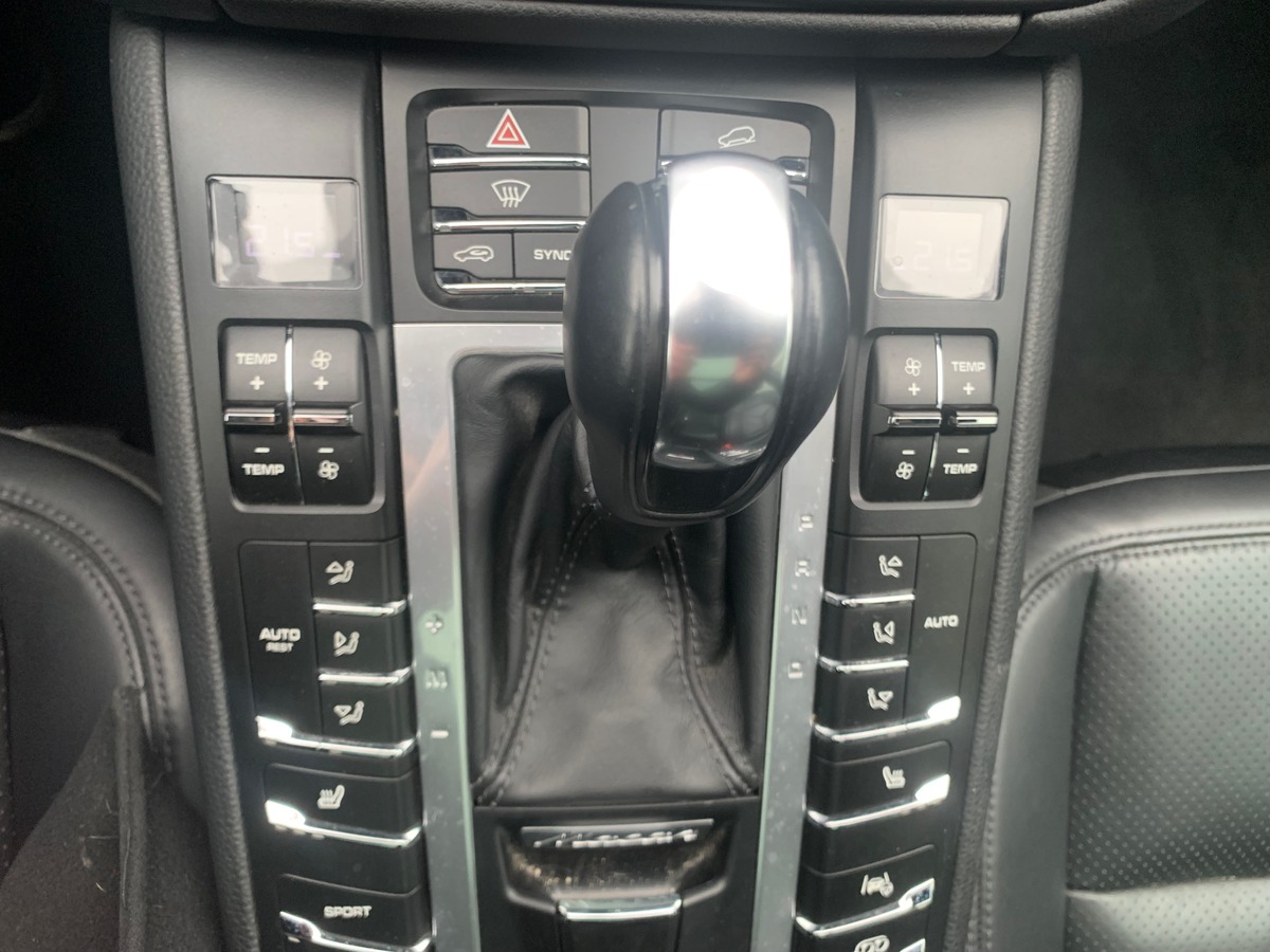 Porsche Macan 354 ch | S | Intérieur cuir | Toit ouvrant panoramique | GPS | Apple car play | Caméra