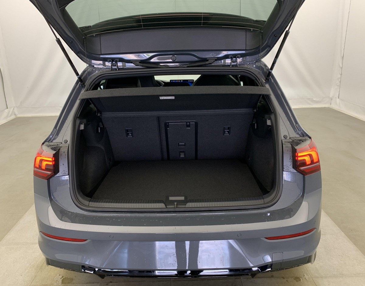 Volkswagen Golf 8 NOUVELLE 2.0 TDI 150 DSG7 R-LINE PLUSIEURS COULEURS DISPONIBLE