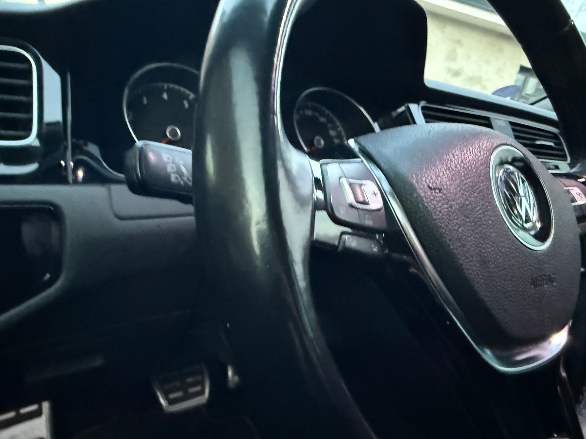 Volkswagen Golf 1.5 TSI R-LINE - STAGE 1