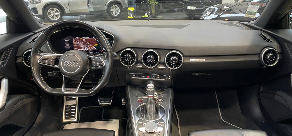 Audi TTS Série 3 ROADSTER 2.0L TFSI QUATTRO S-TRONIC 310 - ENTRETIEN CONSTRUCTEUR x