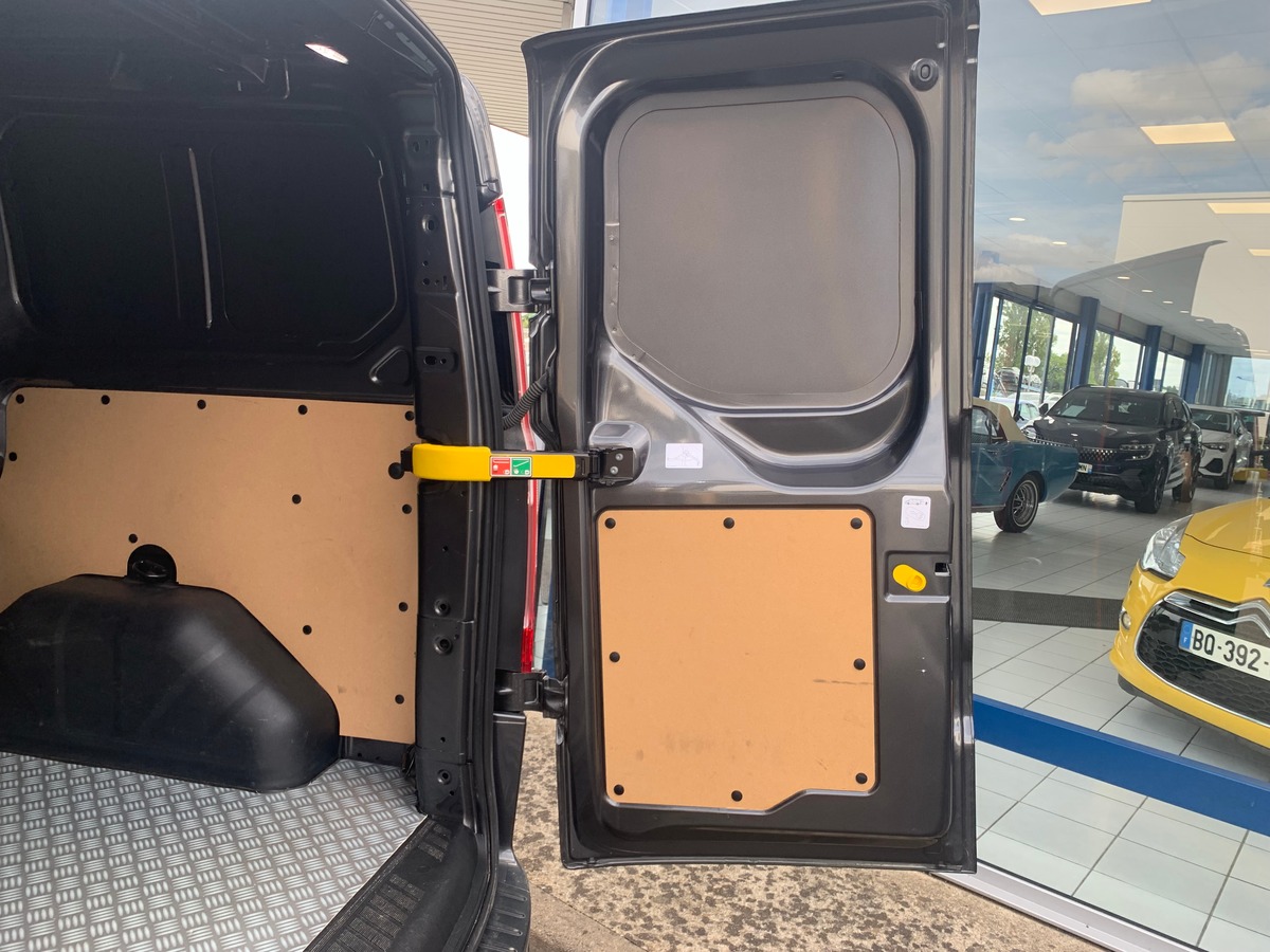 Ford TRANSIT CUSTOM 170 ch | SPORT | 5 Places | L1H1 | Premiére MAIN | Caméra de recul | Attelage
