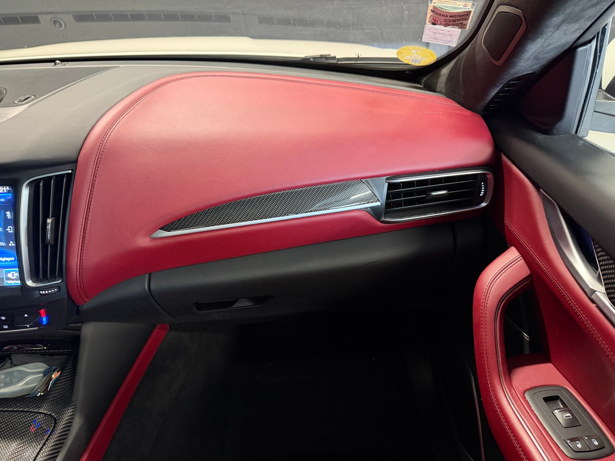 Maserati Levante 3.0 v6 GranSport Q4 Toit Panoramique Ouvrant / Carplay Android / Harman kardon