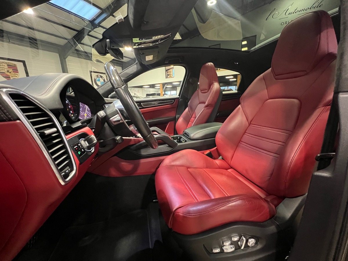 Porsche Cayenne Coupé III E-HYBRID 3.0 V6 462 PDK8 FR Carbone int/ext  - Burmester