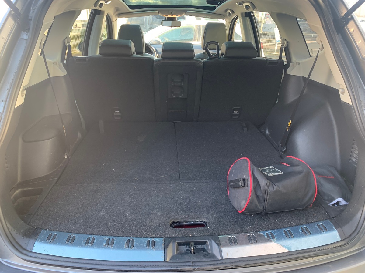 Nissan Qashqai+2 130 ch | 1.6 DCI | 7 Places | Toit Panoramique | GPS | Caméra de recul | Jantes 18'