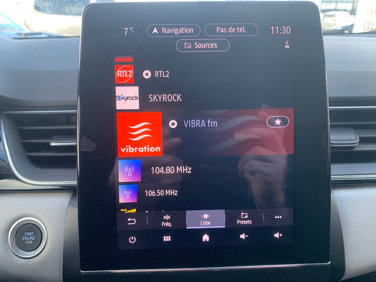 RENAULT Captur 160 ch | E-Tech Plug-in | Intens | Caméra de recul