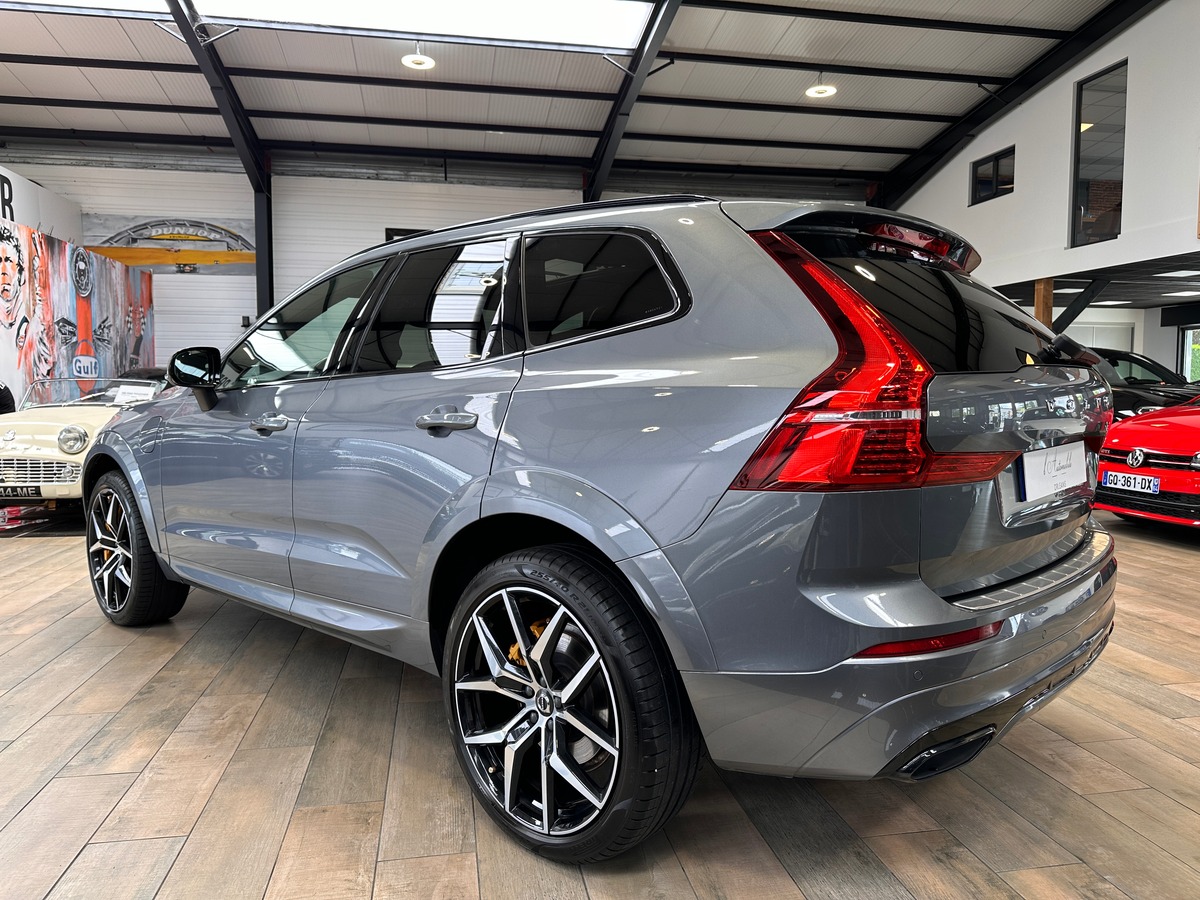 Volvo XC60 T8 AWD 318 + 87 POLESTAR Engineered Geartronic / ATTELAGE / HARMAN KARDON