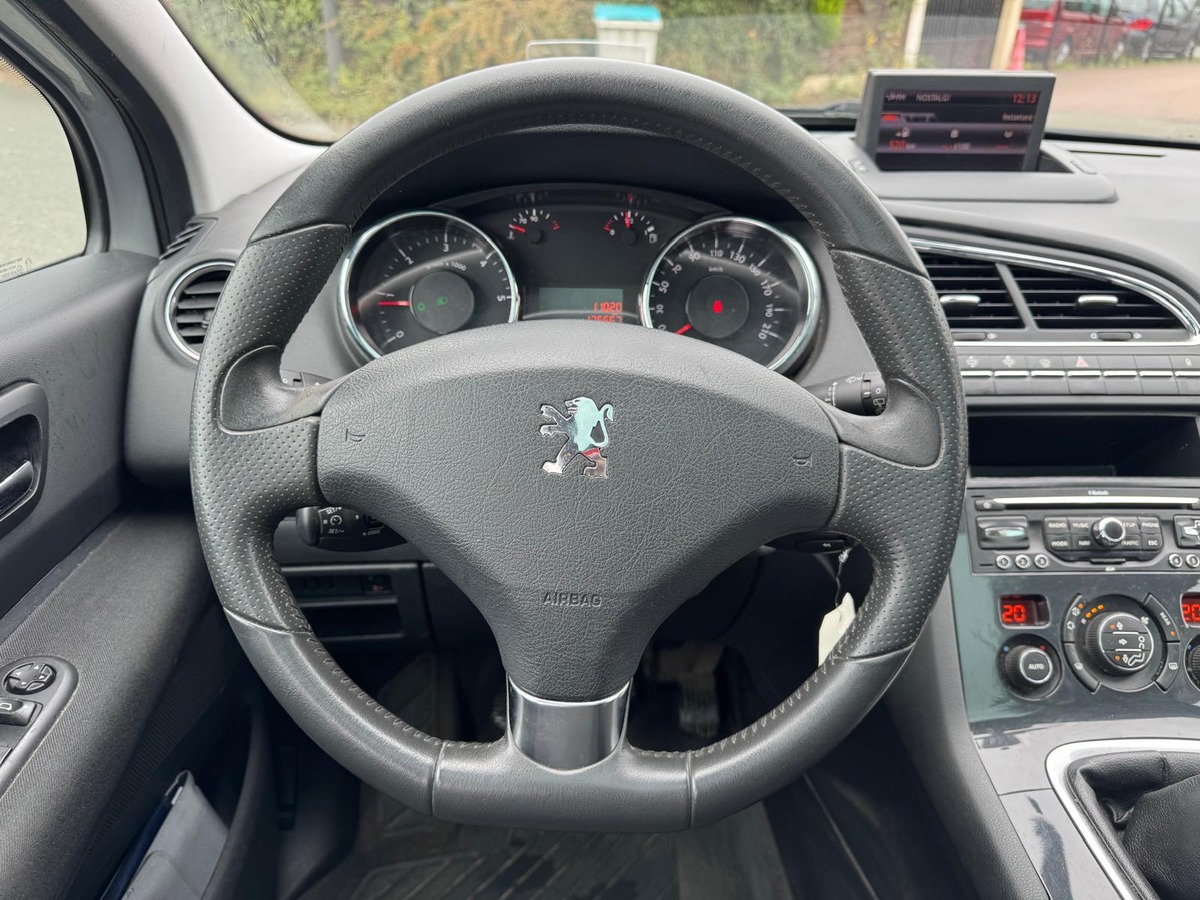 Peugeot 5008 1.6 hdi 110cv 7 places Family - Garantie