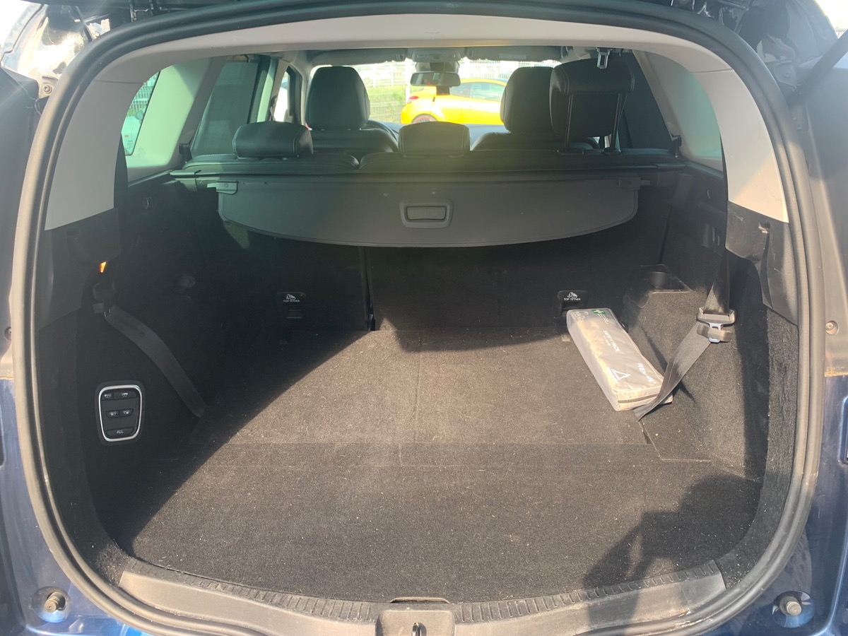 RENAULT Grand Scenic 110 | INTENS | 7 Places | Toit panoramique | Caméra recul | Régulateur vitesse