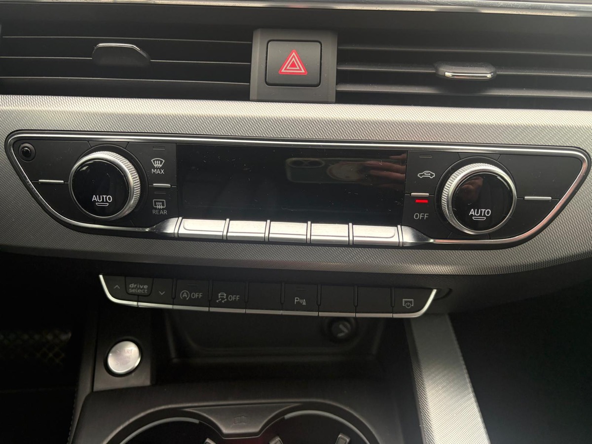 Audi A4 Quattro - 2.0 TDI - Design Luxe