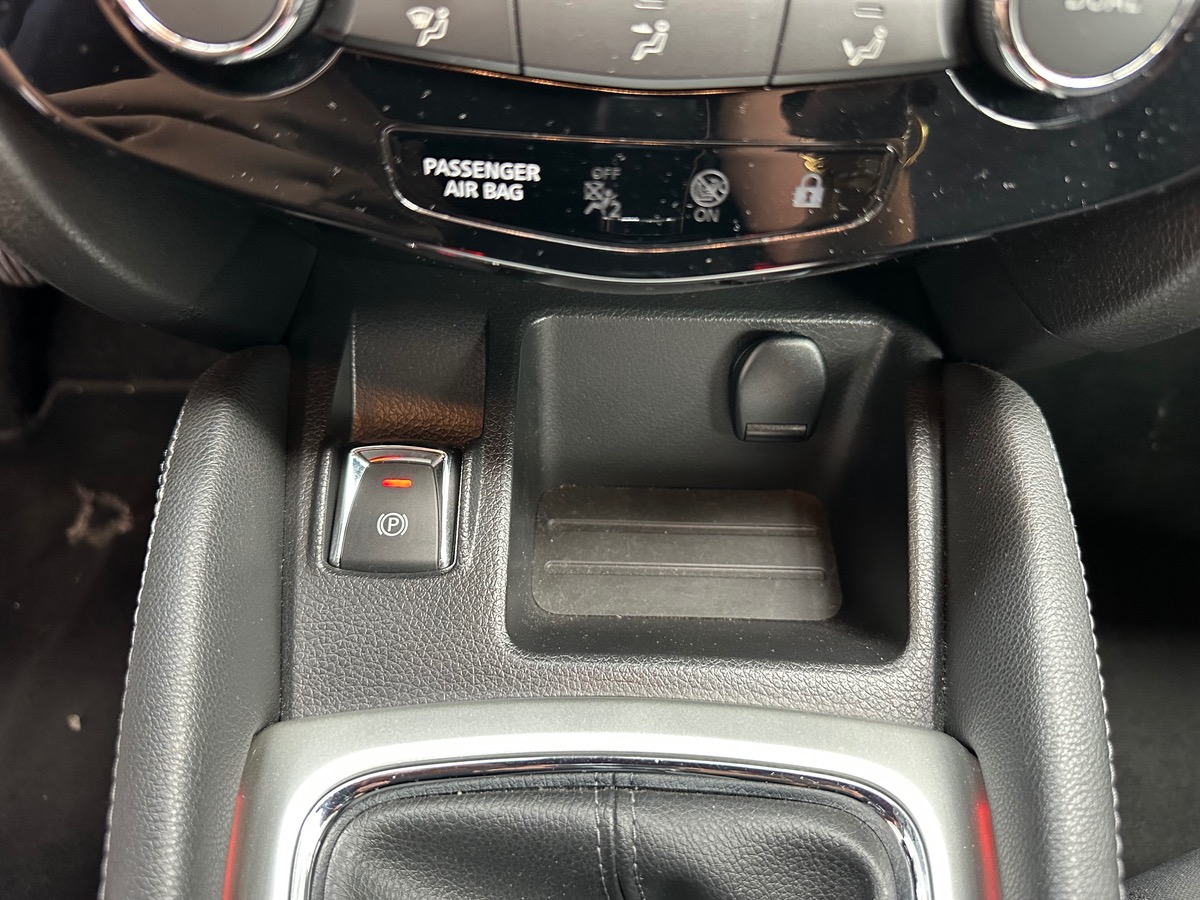 Nissan Qashqai II 1.2 DIG-T 115 ACENTA Entretien complet GARANTIE 12 MOIS
