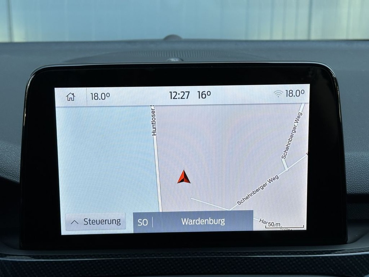 Ford Focus 2.0  ST line 190ch NAV/LED/AHK/ACC/VCOCKPIT/B&O/1 ere MAIN .
