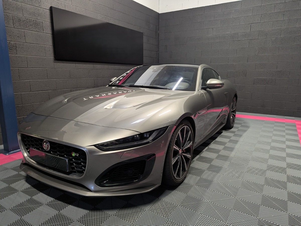 Jaguar F-TYPE R V8 5L 575 ch BVA8 AWD PAS DE MALUS