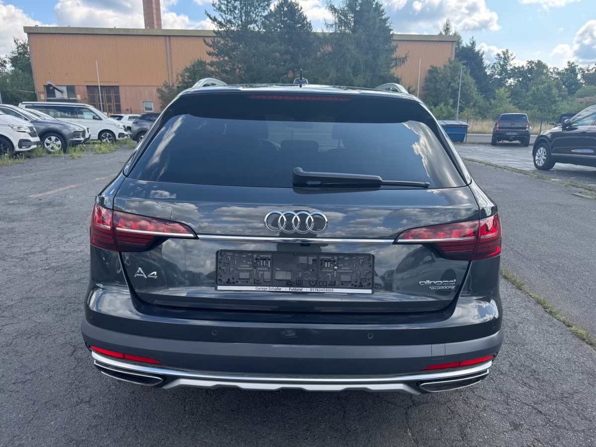Audi A4 Allroad 40 TDI 204ch Avus quattro S tronic 7/Attelage/Caméra360/Gris Manhattan