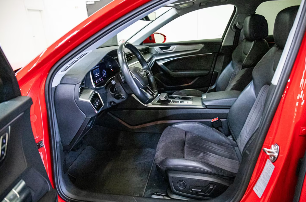 Audi A6 Avant 45 TFSI 245ch S tronic 7/B&O/Toit ouvrant/Matrix/VO allemand/Malus 4250e