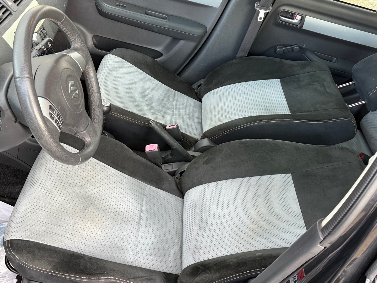 Suzuki Swift 1.3i 92CH EMBRAYAGE NEUF PARFAITE ÉTAT