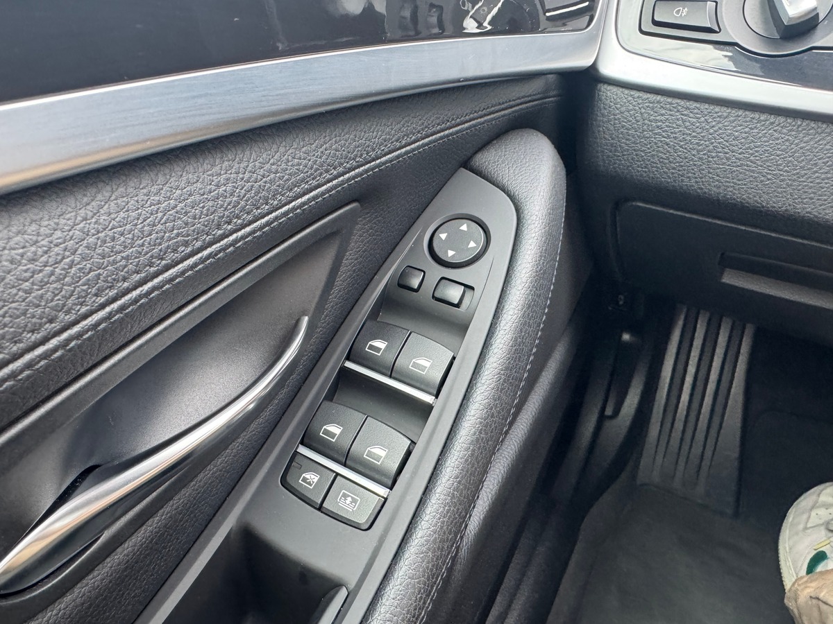 Bmw Série 5 245 ch | Luxury | GPS | Cuir | Régulateur vitesse | Sièges avant et arrière chauffants