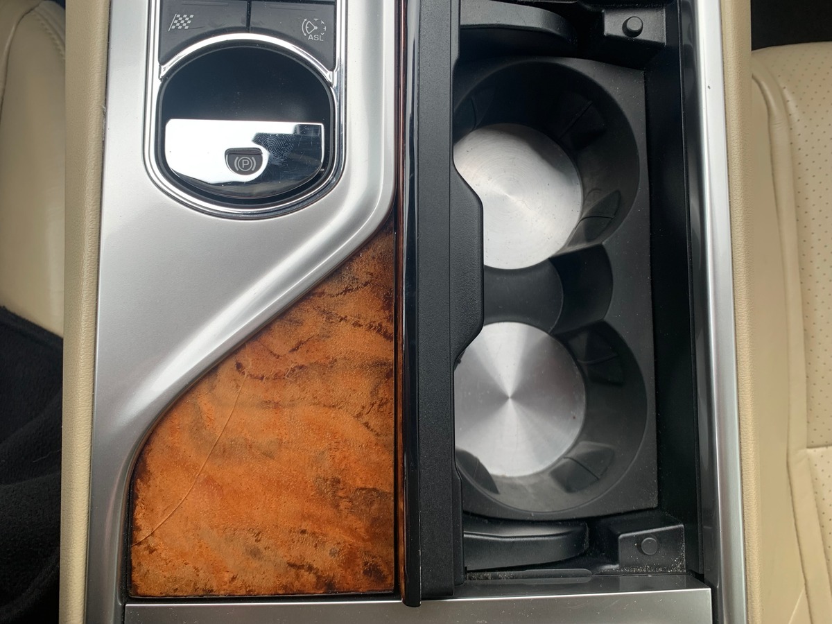 Jaguar XF 240 ch | V6 | R-Sport | Caméra recul | Sièges sport | Régulateur vitesse | GPS | Bluetooth