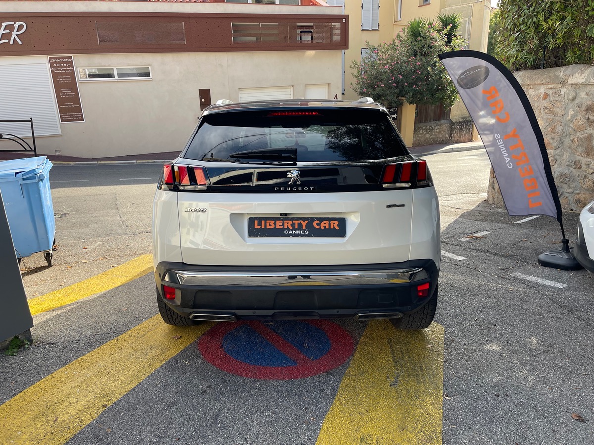 Peugeot 3008 2.0 HDI 150 CV / GT LINE / Jantes Noires / CarPlay / Caméra /
