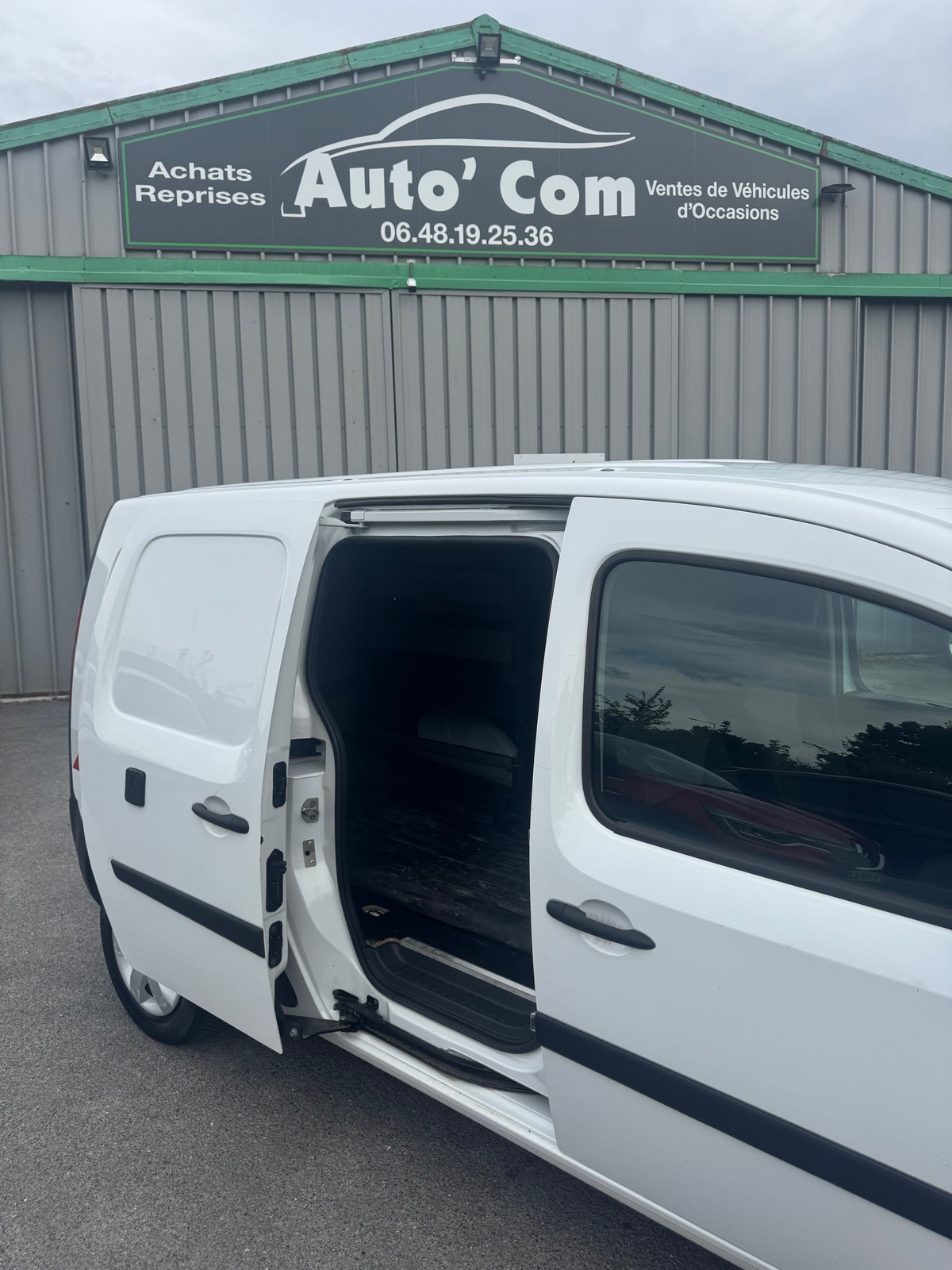 RENAULT Kangoo MAXI 1.5 BDCI 95CH EXTRA RLINK / PRIX HORS TAXE