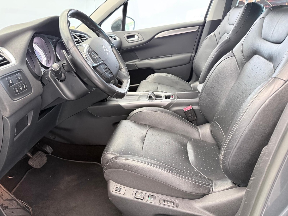 Citroën C4 1.6 Hdi 115  Exclusive BMP6