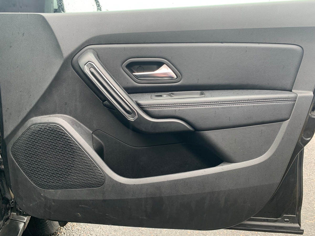 Dacia Duster 130 ch | Techroad | GPS | Régulateur de vitesse | Caméra de recul | Roue de secours