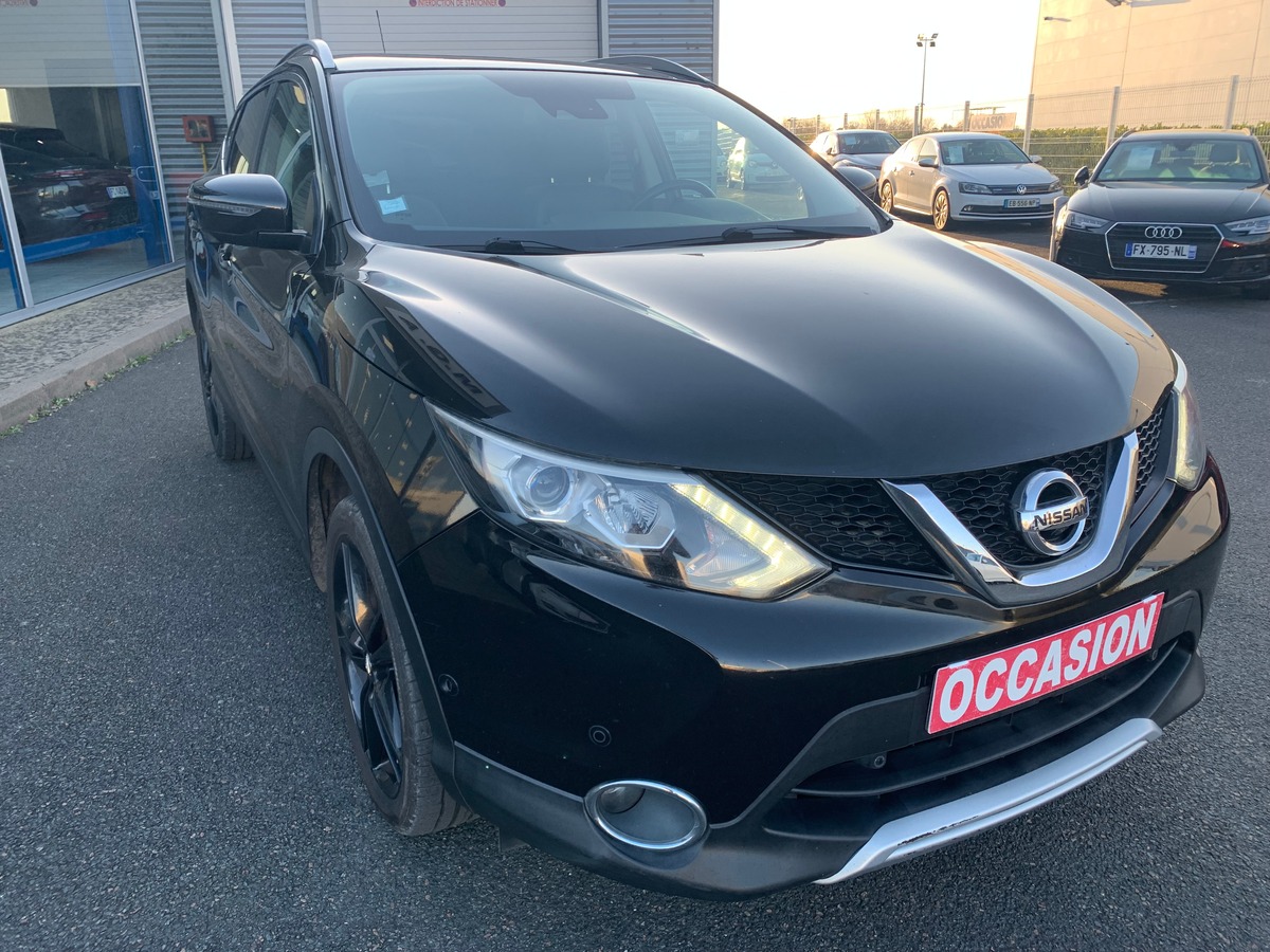 Nissan Qashqai 130 ch | Black edition | Caméra vue panoramique 360° | Toit panoramique | Jantes Alu