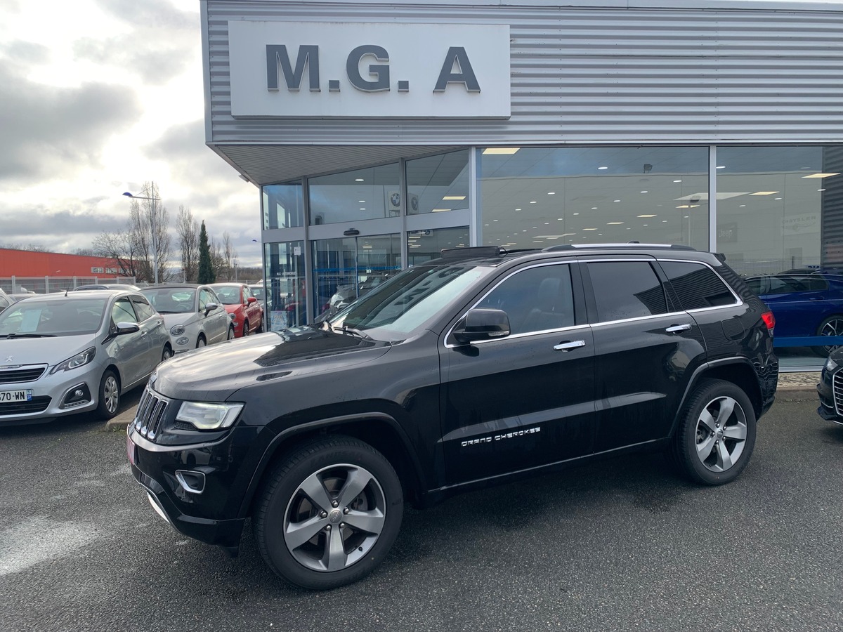 Jeep Grand Cherokee 250 ch | Overland | Toit ouvrant panoramique | Caméra de recul | Attelage