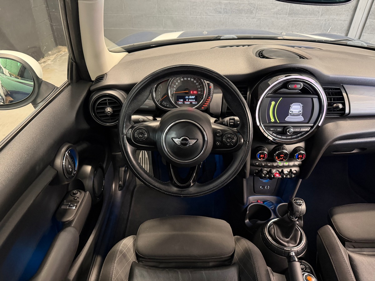 Mini Mini Cooper d 116CH Pack Chili
