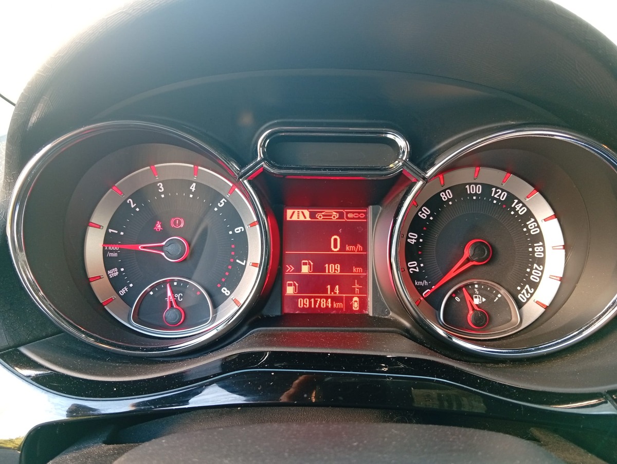 Opel Adam Rocks 1.4 Twinport 87ch Start/Stop
