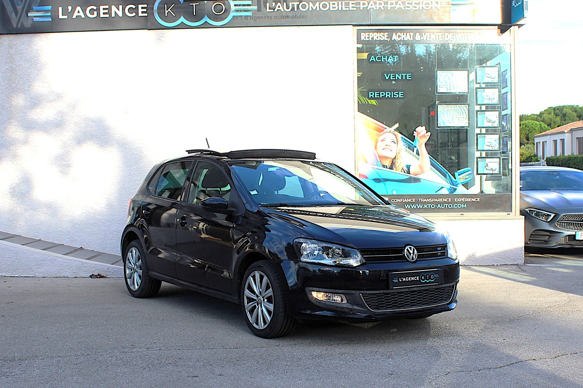 Volkswagen Polo V 1.2 70 ch SPORTLINE 5P + TOIT OUVRANT / ATTELAGE / CLIM AUTO /