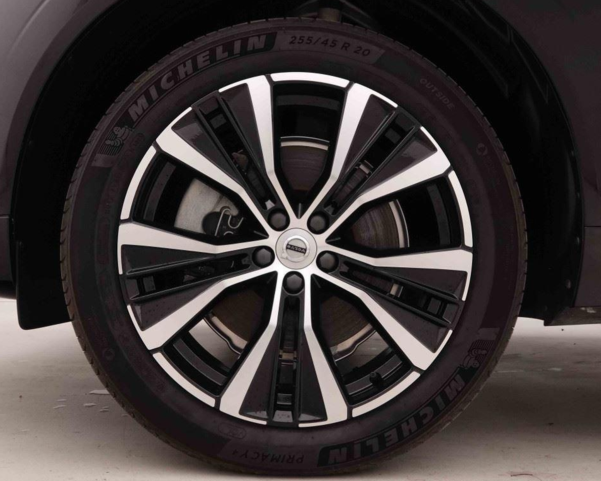 Volvo XC60 2.0 B4 197 MHEV Plus Dark | Plusieurs coloris disponible